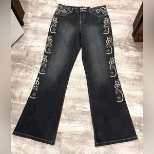 NWT Magnet embellished boot cut jeans size10